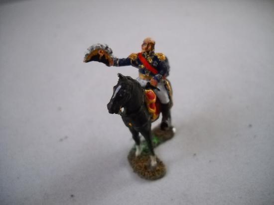 Art Miniaturen JS72/0163 Maréchal Davout à cheval saluant